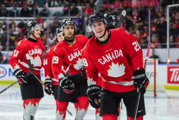 December 17, 2025, Kitchener, On, Canada: Canada s Brady Martin (28) leads teammates toward the bench following his goal during second period IIHF World Junior Hockey Championship pre-tournament action against Sweden in Kitchener, Ont. on Wednesday, Dec. 17, 2025. Canada News - December 17, 2025  - ZUMAc35_ 20251217_zaf_c35_061 Copyright: xNickxIwanyshynx