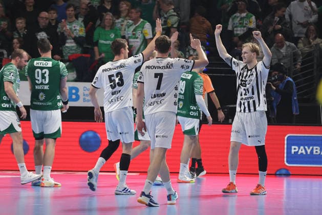 re Eric Johansson cheers after goal Joy Emotion Cheering Sport Handball DHB Cup Quarterfinals Men Season 2025 2026 18 12 2025 Füchse Berlin vs THW Kiel