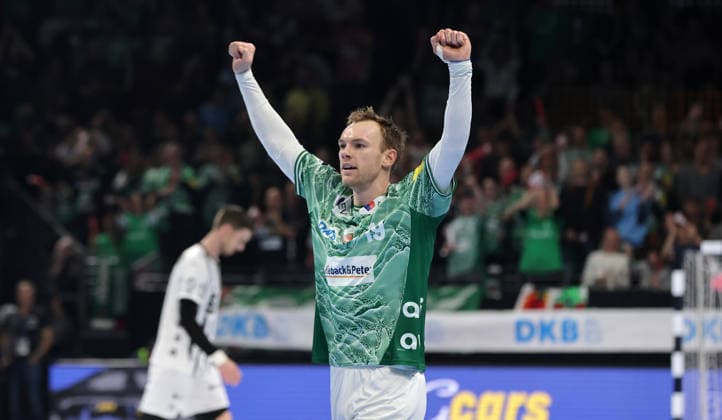 Mathias Gidsel cheers joy emotion jubilation sport handball DHB Cup quarter-finals mens season 2025 2026 18 12 2025 Füchse Berlin vs THW Kiel