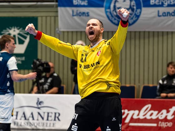 Laszlo Bartucz (MT Melsungen, 61) jubelt nacht Parade Bergischer HC vs. MT Melsungen, Handball, DHB Pokal, Viertelfinale, Saison 2025 2026, 18.12.2025 Bergischer HC vs. MT Melsungen, Handball, DHB Pokal, Viertelfinale, Saison 2025 2026, 18.12.2025 Wuppertal Copyright: xEibner-Pressefoto DamianxKruczynx EP_DKI