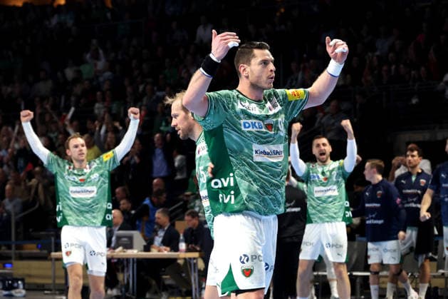 DEU, DHB, Cup, Fuechse Berlin vs THW Kiel, 18 12 2025, Max Schmeling Halle, Berlin, DEU, DHB, Cup, Fuechse Berlin vs THW Kiel, in the picture Mijajlo Marsenic Fuechse Berlin 93 nordphotoxGmbHx xEngler nph00076
