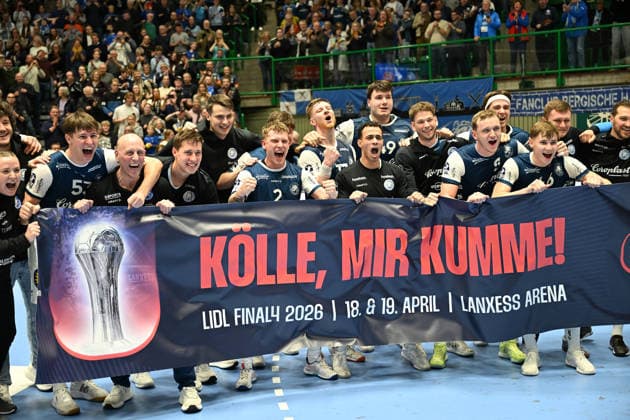 GER, 1 DHB Cup, quarter-final, Bergischer HC vs MT Melsungen, 18 12 2025, Unihalle, Wuppertal, GER, 1 DHB Cup, quarter-final, Bergischer HC vs MT Melsungen, , in the picture the BHC is happy about the victory and the entry into the Final 4 nordphotoxGmBHx xMeuter nph00351