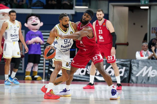 EA7 Emporio Armani Milano vs. Fenerbahce Beko Istanbul, pictured: Josh Nebo (EA7 Emporio Armani Milano)  Copyright: xSimonexLucarellix xipa-agency.netx xSimonexLucarellix IPA_Agency_IPA69288811