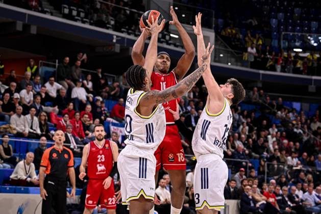 Zach LeDay EA7 Emporio Armani Olimpia Milano - Fenerbahce Beko Istanbul Euroleague 2025 2026 Milano, 18 12 2025 Foto ClaudioDegaspari CIAMILLO-CASTORIA Milano Allianz Cloud - PalaLido Lombardia Italia  Copyright: xClaudioxDegasparix