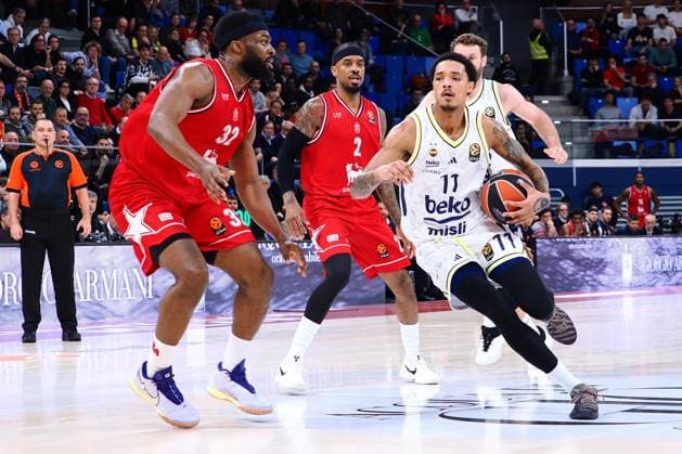 Brandon Boston Jr (Fenerbahce Beko Istanbul) during EA7 Emporio Armani Milano vs Fenerbahce Istanbul, Basketball Euroleague match in Assago (MI), Italy, December 18 2025  Copyright: xSavinoxPaolella IPAxSportx xipa-agency.netx xx IPA_69290142 IPA_Agency_IPA69290142