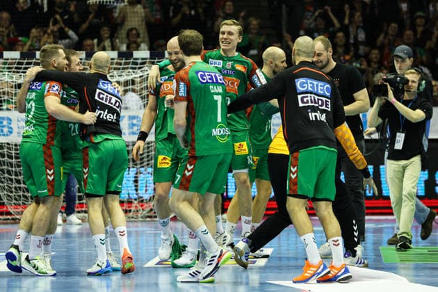 Cheering after the end of the match from l Lukas Mertens SC Magdeburg,22 , Albin Lagergren SC Magdeburg,21 , Oscar Bergendahl SC Magdeburg,54 , Felix Claar SC Magdeburg,7 , Gisli Kristjansson SC Magdeburg,10 , Tim Zechel SC Magdeburg,9 Quarter-final Handball DHB Cup season 2025 2026 SC Magdeburg vs SG Flensburg Handewitt in the GETEC Arena in Magdeburg Action,Handball,Germany,18 12 2025