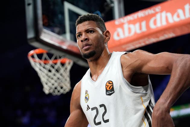 REAL MADRID v PARIS BASKETBALL. EUROLEAGUE 2025 2026. REGULAR SEASON. ROUND 17. Real Madrid s Walter Tavares during Euroleague Regular Season Round 17 match. December 18, 2025. (ALTERPHOTOS Acero) MadridSpain  Copyright: xAcerox