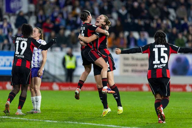 Google Pixel Womens Bundesliga SGS Essen Eintracht Frankfurt 19 12 2025 Geraldine Reuteler Eintracht Frankfurt, 14 cheers after her goal with Marthine Ostenstad Eintracht Frankfurt, 16 on matchday 14 of the Google Pixel Womens Bundesliga in the match between SGS Essen and Eintracht Frankfurt on 19 12 2025 at the Hafenstraße stadium in Essen, Germany Copyright: xBEAUTIFULxSPORTS Meuselx