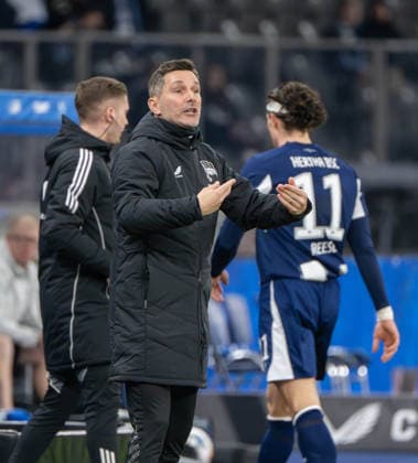 Soccer, Men, Season 2025 2026, 2 Bundesliga 17 Matchday , Hertha BSC Arminia Bielefeld, Coach Stefan Leitl Hertha BSC , 19 12 2025, Copyright: xMatthiasxKochx
