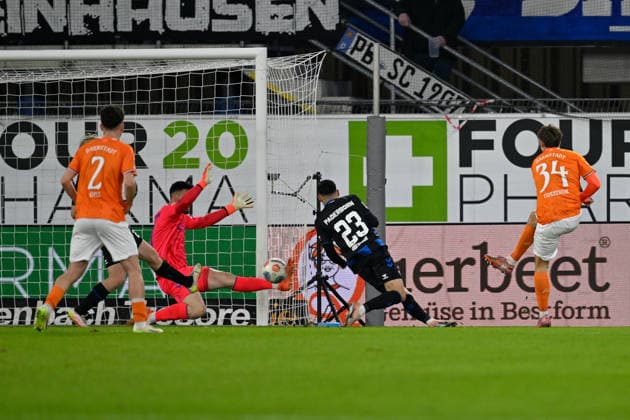 Paderborn, Home Deluxe Arena, 19 12 25, GER, Herren, 2 Bundesliga, Saison 2025 2026, SC Paderborn 07 SV Darmstadt 98 Bild Killian CORREDOR Darmstadt macht das Tor zum 0 2 DFL regulations prohibit any use of photographs as image sequences and or quasi video NRW Deutschland