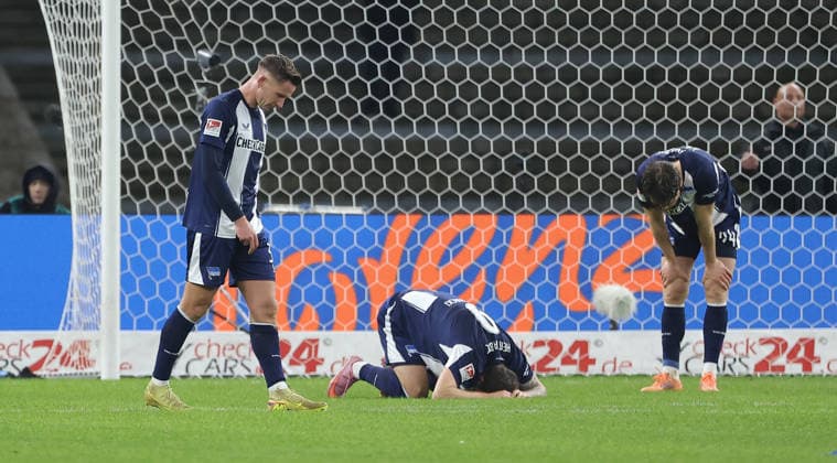 Hertha players disappointed after the end of the match Disappointment Sport Soccer Football DFL 2 Bundesliga Men 17 Matchday Season 2025 2026 19 12 2025 Hertha BSC Berlin vs DSC Arminia Bielefeld DFL regulations prohibit any use of photographs as image sequences and or quasi video