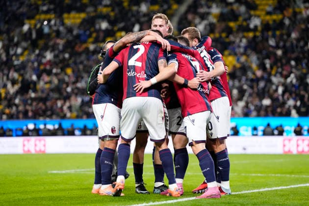 Bologna FC 1909 v FC Internazionale - Supercoppa Italiana Semifinal Riccardo Orsolini right winger of Bologna and Italy celebrates after scoring his sides first goal during the Supercoppa Italiana semifinal match between Bologna FC 1909 and FC Internazionale at King Saud University Stadium on December 19, 2025 in Riyadh, Saudi Arabia. Riyadh Saudi Arabia  Copyright: xJosexBretonx originalFilename:bretonhernandez-bolognaf251219_nptuX.jpg
