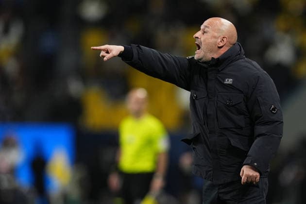 Bologna™s head coach Vincenzo Italiano during the EA Sports FC italian Supercup 2025 semifinal match between Bologna and Inter at Al-Awwal Park Stadium in Riyadh, Saudi Arabia - Soccer - Friday December 19, 2025  Copyright: xMassimoxPaolone LaPressex