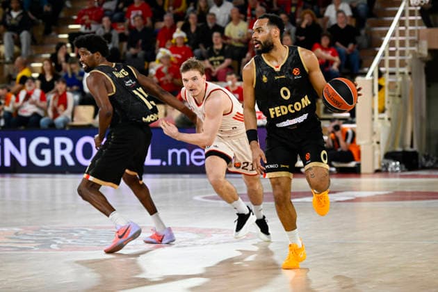 BASKET-BALL : AS Monaco VS FC Bayern Basketball - Turkish Airlines EuroLeague - 19 12 2025 Elie Okobo (ASM) - Turkish Airlines EuroLeague match between AS Monaco and FC Bayern Basketball on December 19, 2025 at the Louis II Stadium in Monaco. MonacoMonaco  Copyright: xWilliamxCannarellax