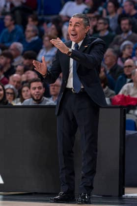 December 19, 2025, Madrid, Madrid, Spain: SERGIO SCARIOLO heach coach of Real Madrid CF during the Turkish Airlines EuroLeague 2025 2026 season game between REAL MADRID Vs of PARIS BASKETBALL at the Movistar Arena on December 18, 2025, in Madrid, Spain. Madrid Spain - ZUMAc312 20251219_zsp_c312_006 Copyright: xOscarxManuelxSanchezx