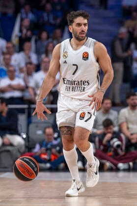 December 19, 2025, Madrid, Madrid, Spain: FACUNDO CAMPAZZO of Real Madrid CF during the Turkish Airlines EuroLeague 2025 2026 season game between REAL MADRID Vs of PARIS BASKETBALL at the Movistar Arena on December 18, 2025, in Madrid, Spain. Madrid Spain - ZUMAc312 20251219_zsp_c312_011 Copyright: xOscarxManuelxSanchezx