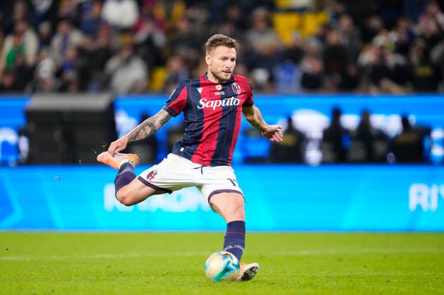 Bologna FC 1909 v FC Internazionale - Supercoppa Italiana Semifinal Ciro Immobile centre-forward of Bologna and Italy celebrates after scoring his sides first goal during the Supercoppa Italiana semifinal match between Bologna FC 1909 and FC Internazionale at King Saud University Stadium on December 19, 2025 in Riyadh, Saudi Arabia. Riyadh Saudi Arabia  Copyright: xJosexBretonx originalFilename:bretonhernandez-bolognaf251220_npyfs.jpg