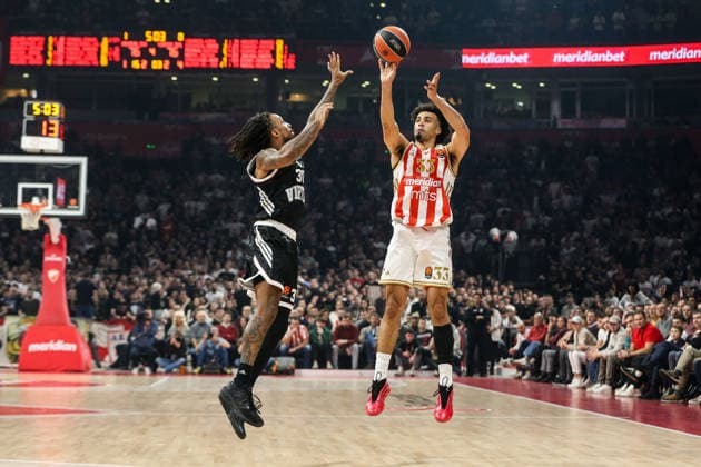 Crvena Zvezda v Virtus Bologna - EuroLeague BELGRADE, SERBIA - DECEMBER 19: Jordan Nwora (33) of Crvena Zvezda in action during EuroLeague round 17 basketball match between Crvena Zvezda and Virtus Bologna at Beogradska Arena in Belgrade, Serbia on December 19, 2025. Filip Stevanovic Anadolu Belgrade Serbia. Editorial use only. Please get in touch for any other usage.  Copyright: x2025xAnadoluxFilipxStevanovicx