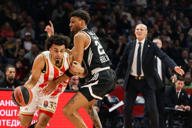 Crvena Zvezda v Virtus Bologna - EuroLeague BELGRADE, SERBIA - DECEMBER 19: Jordan Nwora (33) of Crvena Zvezda in action during EuroLeague round 17 basketball match between Crvena Zvezda and Virtus Bologna at Beogradska Arena in Belgrade, Serbia on December 19, 2025. Filip Stevanovic Anadolu Belgrade Serbia. Editorial use only. Please get in touch for any other usage.  Copyright: x2025xAnadoluxFilipxStevanovicx