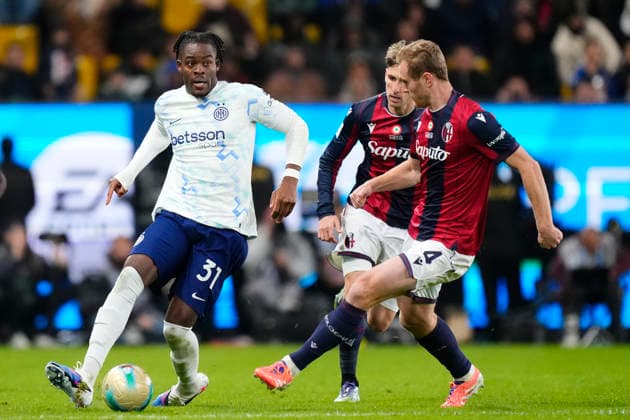 Bologna FC 1909 v FC Internazionale - Supercoppa Italiana Semifinal Yann Bisseck centre-back of Internazionale and Germany during the Supercoppa Italiana semifinal match between Bologna FC 1909 and FC Internazionale at King Saud University Stadium on December 19, 2025 in Riyadh, Saudi Arabia. Riyadh Saudi Arabia  Copyright: xJosexBretonx originalFilename:bretonhernandez-bolognaf251219_npf8D.jpg