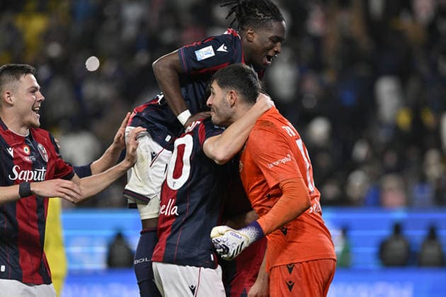 Bologna v Inter Milan - Italian Super Cup RIYADH, SAUDI ARABIA - DECEMBER 19: Players of Bologna celebrate the victory after Italian Super Cup semi-final football match between Bologna and Inter Milan at Al-Awwal Park in Riyadh, Saudi Arabia on December 19, 2025. Mohammed Saad Anadolu Riyadh Saudi Arabia. Editorial use only. Please get in touch for any other usage.  Copyright: x2025xAnadoluxMohammedxSaadx