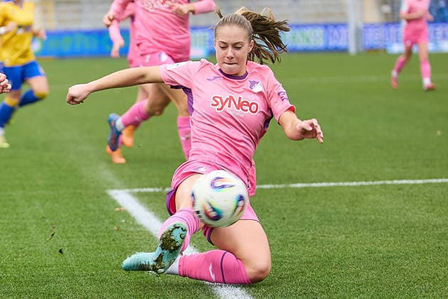 Jamilla Rankin TSG 1899 Hoffenheim, 05 graetscht, Graetsche GER, TSG 1899 Hoffenheim vs FC Carl Zeiss Jena, Football, Women, Google Pixel Bundesliga, 14 Spieltag, Spielzeit 2025 2026, 20 12 2025 DFL, DFB regulations prohibit any use of photographs as image sequences and or quasi video GER, TSG 1899 Hoffenheim vs FC Carl Zeiss Jena, Football, Women, Google Pixel Bundesliga, 14 Spieltag, Spielzeit 2025 2026, 20 12 2025 Sinsheim Copyright: xEibner-Pressefoto GeraldxOelze-dexStoppanyx EP_ODS