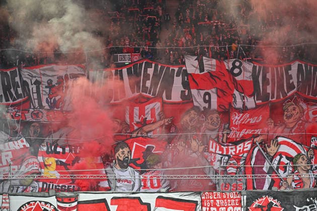 20 12 2025 Soccer Season 2025 2026 2 Soccer Bundesliga 17 Matchday Fortuna Düsseldorf F95 SpVgg Greuther Fürth Kleeblatt Sportfoto Zink MeZi xmexzix DFL regulations prohibit any use of photographs as image sequences and or quasi video only for editorial use Pyro Pyrotechnik Bengalos Bengalfackel Rauch Fans Fanblock Düsseldorf Choreo Choreografie
