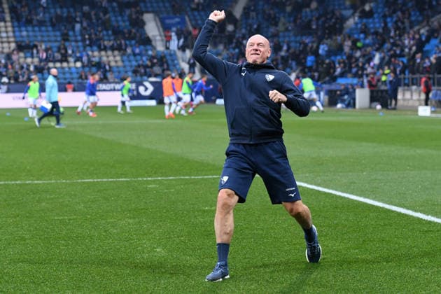 Soccer 2 Bundesliga 17 Matchday VfL Bochum Karlsruher SC on 20 12 2025 at Vonovia Ruhrstadion in Bochum Uwe Rösler Coach Head Coach Bochum DFL regulations prohibit any use of photographs as image sequences and or quasi video xRx