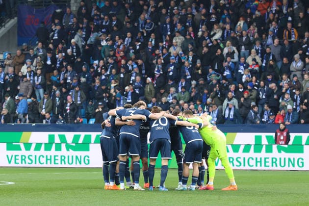 VfL Bochum GER, VfL Bochum vs Karlsruher SC, Football, 2 Liga, Matchday 17, Season 2025 2026, 20 12 2025 DFL REGULATES PROHIBIT ANY USE OF PHOTOGRAPHS AS IMAGE SEQUENCES AND OR QUASI VIDEO GER, VfL Bochum vs Karlsruher SC, Football, 2 Liga, Matchday 17, Season 2025 2026, 20 12 2025 Bochum Copyright: xEibner-Pressefoto FrankxZeisingx EP_FZG