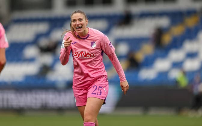 GER, Hoffenheim, TSG Hoffenheim vs Carl Zeiss Jena, Google Pixel Womens Bundesliga, Football, DFB, Season 2025 2026, Dietmar Hopp Stadium, 14 Matchday in picture Franziska Harsch TSG 1899 Hoffenheim Women 17 scores the 3 0, Goal, jubilation and joy, emotions with Melissa Kössler TSG 1899 Hoffenheim Frauen 25 DFB DFL REGULATIONS PROHIBIT ANY USE OF PHOTOGRAPHS AS IMAGE SEQUENCES AND OR QUASI VIDEO, 20 12 2025 Copyright: HMBxMedia HendrikxHamelau