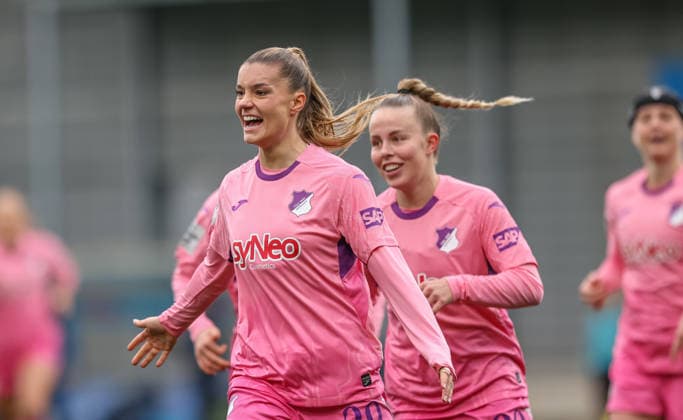 GER, Hoffenheim, TSG Hoffenheim vs Carl Zeiss Jena, Google Pixel Womens Bundesliga, Football, DFB, Season 2025 2026, Dietmar Hopp Stadium, 14 Matchday in picture Selina Cerci TSG 1899 Hoffenheim Women 29 , Goal, Cheering and joy, Emotions DFB DFL REGULATIONS PROHIBIT ANY USE OF PHOTOGRAPHS AS IMAGE SEQUENCES AND OR QUASI VIDEO, 20 12 2025 Copyright: HMBxMedia HendrikxHamelau
