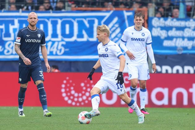 Andreas Mueller Karlsruher SC GER, VfL Bochum vs Karlsruher SC, Football, 2 Liga, Matchday 17, Season 2025 2026, 20 12 2025 DFL REGULATES PROHIBIT ANY USE OF PHOTOGRAPHS AS IMAGE SEQUENCES AND OR QUASI VIDEO GER, VfL Bochum vs Karlsruher SC, Football, 2 Liga, Matchday 17, Season 2025 2026, 20 12 2025 Bochum Copyright: xEibner-Pressefoto FrankxZeisingx EP_FZG