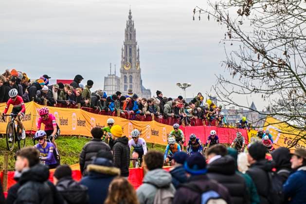 UCI Cyclocross World Cup 2025-2026 Antwerpen ANTWERPEN, BELGIUM - DECEMBER 20 : Illustration picture during the 5th leg of the Antwerpen UCI Cyclocross World Cup 2025-2026 a cyclocross race for Men Women on December 20, 2025 in Antwerpen, Belgium, 20 12 2025 ( Antwerpen Belgium  Copyright: xPeterxDexVoechtx