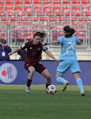 20 12 2025 Soccer Season 2025 2026 1 Womens Soccer Bundesliga 14 Matchday 1 FC Nürnberg FCN Club 1 FC Union Berlin Sportfoto Zink DaMa xdaxmax Julia Pollak 22, 1 FC Nürnberg FCN Antonia Halverkamps 29, 1 FC Union Berlin