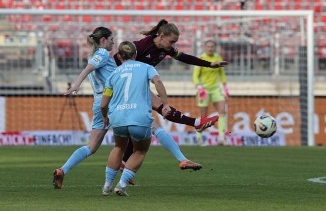 20 12 2025 Soccer Season 2025 2026 1 Womens Soccer Bundesliga 14 Matchday 1 FC Nürnberg FCN Club 1 FC Union Berlin Sportfoto Zink DaMa xdaxmax Eileen Campbell 10, 1 FC Union Berlin Lisa Heiseler 7, 1 FC Union Berlin Luisa Guttenberger 4, 1 FC Nürnberg FCN