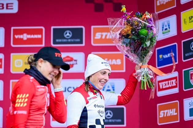 UCI Cyclocross World Cup 2025-2026 Antwerpen ANTWERPEN, BELGIUM - DECEMBER 20 : Brand Lucinda (NED) of Baloise Glowi Lions on the podium during the 5th leg of the Antwerpen UCI Cyclocross World Cup 2025-2026 a cyclocross race for Men Women on December 20, 2025 in Antwerpen, Belgium, 20 12 2025 ( Antwerpen Belgium  Copyright: xPeterxDexVoechtx