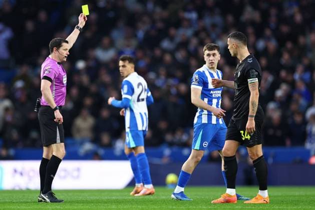 Brajan Gruda of Brighton & Hove Albion is shown a yellow card after fouling Granit Xhaka of Sunderland Brighton and Hove Albion v Sunderland, Premier League, Football, American Express Community Stadium, Brighton, UK - 20 Dec 2025Brighton American Express Community Stadi United Kingdom EDITORIAL USE ONLY No use with unauthorised audio, video, data, fixture lists, club league logos or live services. Online in-match use limited to 120 images, no video emulation. No use in betting, games or single club league player publications. Copyright: xSimonxDael Shutterstockx 16148935o