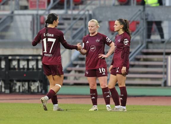 20 12 2025 Soccer Season 2025 2026 1 Womens Soccer Bundesliga 14 Matchday 1 FC Nürnberg FCN Club 1 FC Union Berlin Sportfoto Zink DaMa xdaxmax Selma Licina 17, 1 FC Nürnberg FCN Aleigh Gambone 16, 1 FC Nürnberg FCN Sanja Homann 19, 1 FC Nürnberg FCN disappointed Disappointment after the end of the match