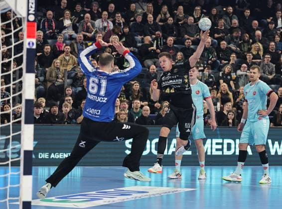 20 12 2025 Handball 1 Bundesliga DAIKIN HBL Season 2025 2026 18 Matchday HC Erlangen Metropolregion Nürnberg HCE MT Melsungen DaMa xdaxmax Laszlo Bartucz 61, MT Melsungen Christoph Steinert 44, HC Erlangen HCE