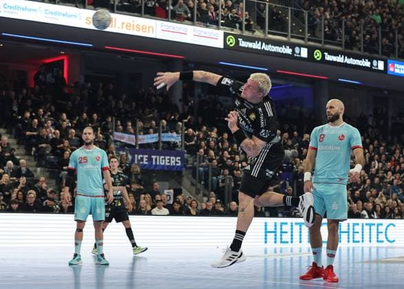 20 12 2025 Handball 1 Bundesliga DAIKIN HBL Season 2025 2026 18 Matchday HC Erlangen Metropolregion Nürnberg HCE MT Melsungen DaMa xdaxmax Maciej Gebala 77, HC Erlangen HCE