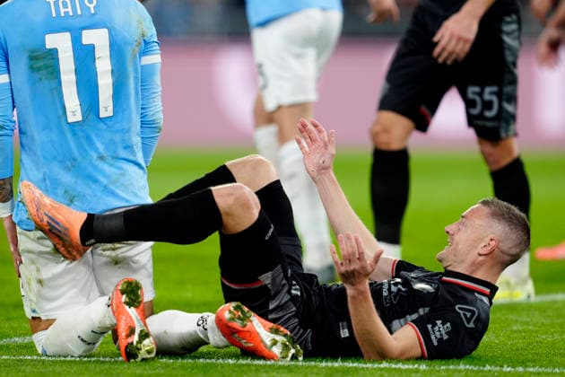 Jamie Vardy (US Cremonese) lies on the ground, Serie A, SS Lazio v US Cremonese, Olimpico Stadium, December 20, 2025, Roma, Italy.