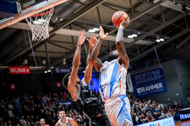easycredit BBL Basketball Bundesliga 2025 2026 11 Matchday 20 12 2025 Science City Jena vs BMA365 Bamberg Baskets v re Naz Bohannon Jena at the Korbleger Sparkassen Arena