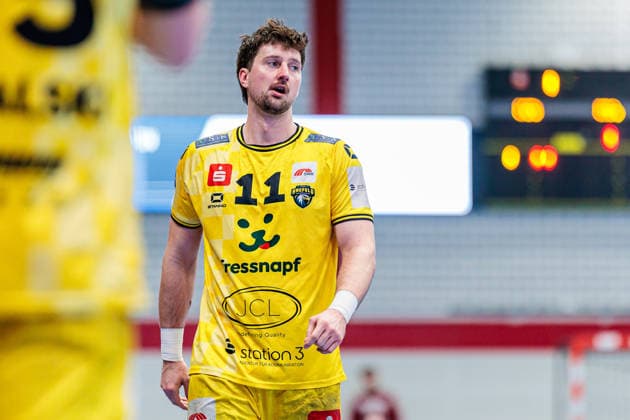 Lucas Schneider HSG Krefeld Niederrhein, 11 is disappointed dissatisfied GER, TuS N Luebbecke vs HSG Krefeld Niederrhein, Handball, 2 Bundesliga, Matchday 16, Season 2025 2026, 20 12 2025 GER, TuS N Luebbecke vs HSG Krefeld Niederrhein, Handball, 2 Bundesliga, Matchday 16, Season 2025 2026, 20 12 2025 Luebbecke Copyright: xEibner-Pressefoto JanxRollingerx EP_JSK