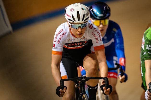 DWORATZEK Klara DM Omnium 2025 Frankfurt Oder DWORATZEK Klara GER SSV Gera 1990 Landscape horizontal Landscape Event Event DM Omnium 2025 German Championship Category Category Cycling Track Cycling National Championship Omnium Women U19 Juniors Location Location Europe Germany Brandenburg Märkisch Oderland Frankfurt Oder Oderlandhalle Discipline Omnium Scratch 1 Race Distance 7,5 km Date Date 20 12 2025 Saturday Day 2