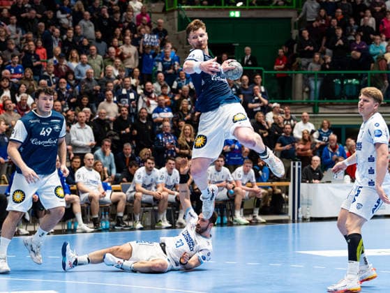 Johannes Wasielewski Bergischer HC, 77 on goal Bergischer HC vs TBV Lemgo Lippe, Handball, 1 Bundesliga, Matchday 18, Season 2025 2026, 20 12 2025 Bergischer HC vs TBV Lemgo Lippe, Handball, 1 Bundesliga, Matchday 18, Season 2025 2026, 20 12 2025 Wuppertal Copyright: xEibner-Pressefoto DamianxKruczynx EP_DKI