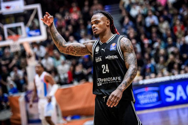 easycredit BBL Basketball Bundesliga 2025 2026 11 Matchday 20 12 2025 Science City Jena vs BMA365 Bamberg Baskets Cobe Williams Bamberg , Portrait Sparkassen Arena