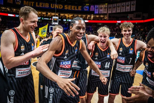 Basketball Berlin 20 12 2025 Season 2025 2026 EasyCredit BBL 1 Bundesliga Men, Men Alba Berlin ratiopharm Ulm Jubel Ulm Mohamed Diakite Ulm, No 05 and others