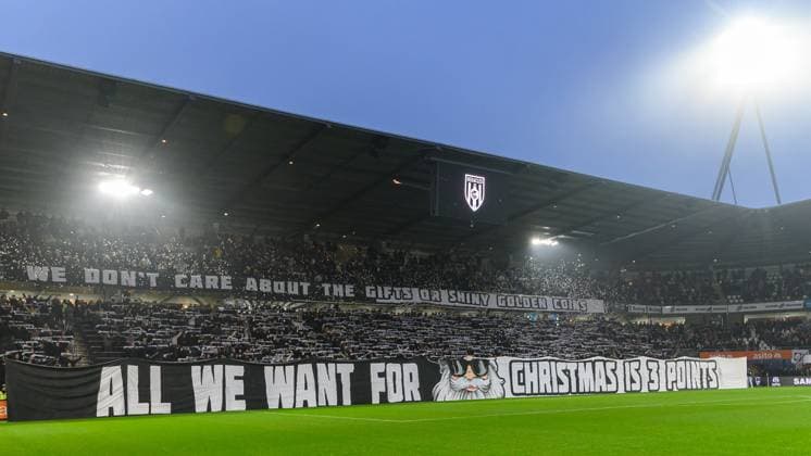 ALMELO , 20 12-2025 , Stadium Asito , season 2025 2026 , Dutch Eredivisie football , match between Heracles Almelo and SC Heerenveen , picture shows banner Heracles before the match Heracles - Heerenveen  x200308509x Copyright: