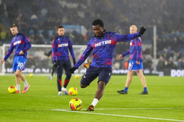 Leeds United v Crystal Palace, Premier League Eddie Nketiah Of Crystal Palace warms up during the Leeds United v Crystal Palace Premier League match at Elland Road, Leeds, England on 20 December 2025 Credit: Lee Keuneke Every Second Media Editorial use only. All images are copyright Every Second Media Limited. No images may be reproduced without prior permission. All rights reserved. Premier League and Football League images are subject to licensing agreements with Football DataCo Limited. see https: www.football-dataco.com Copyright: xIMAGO EveryxSecondxMediax ESM-1719-0028 LeexKeunekex xEveryxSecondxMediax