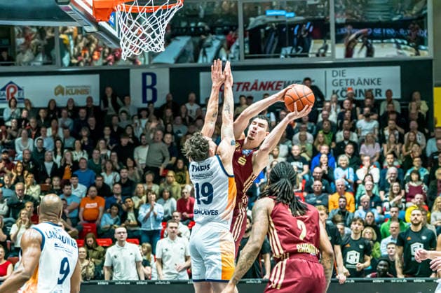 Chemnitz, Germany 20 December 2025 1 BBL 2025 2026 Niners Chemnitz vs Rostock Seawolves In the picture Copyright: xFotostandx xNachtigallx
